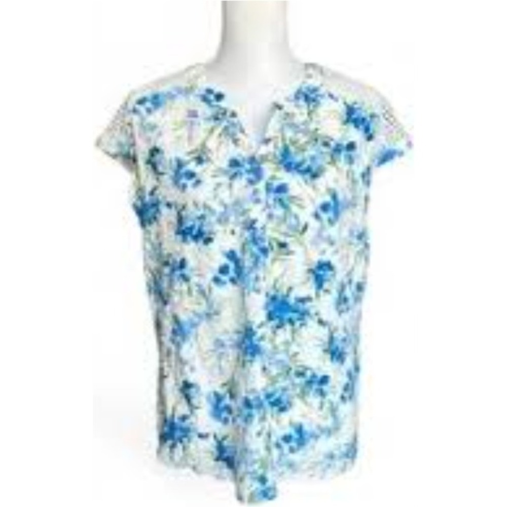 Fortune + Ivy Floral Blouse Crochet Trim V-Neck Top Blue White Size M NWOT